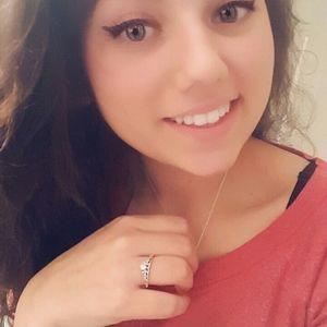 Meet your Posher, Randi